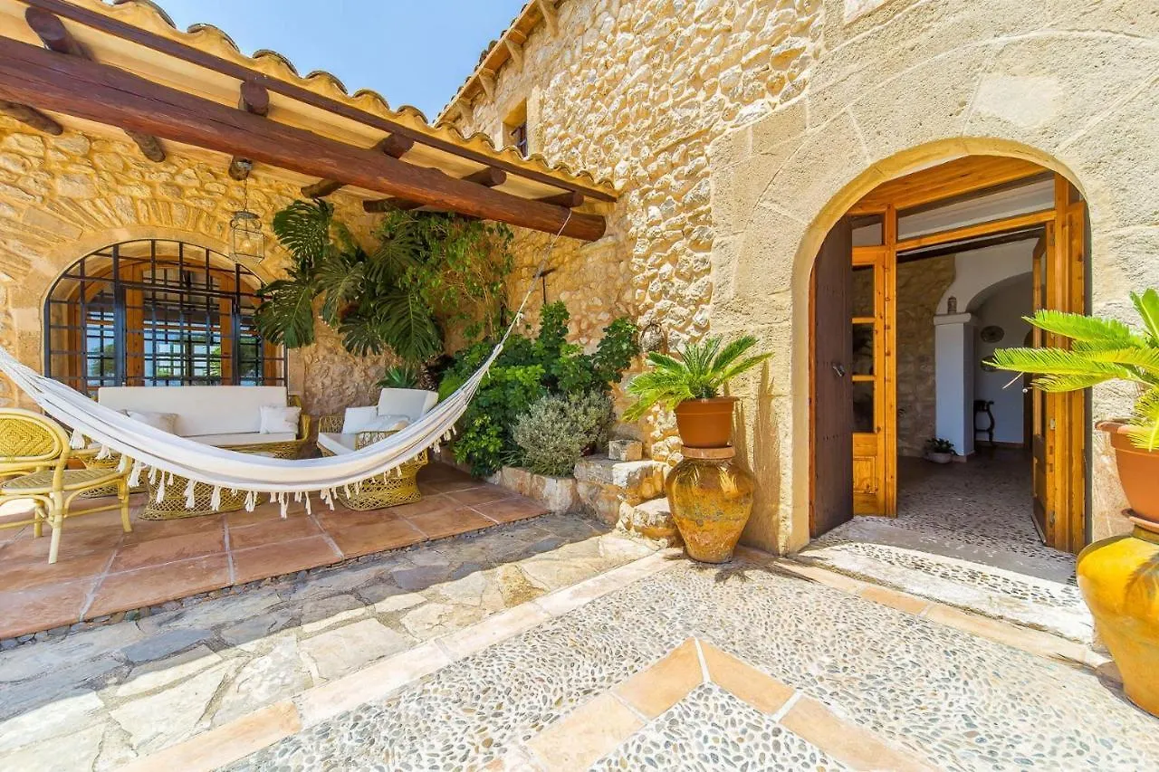 Son Poca Palla Villa Sant Llorenc Des Cardassar İspanya